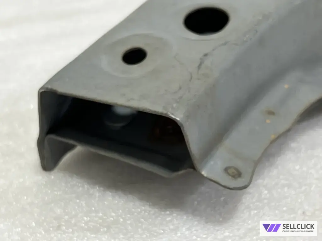 Усилитель лонжерона Toyota RAV4 50 передний правый