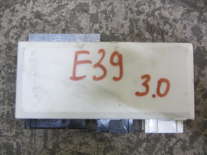 Блок электронный комфорта 61356913520 GM III 3 LOW на БМВ Е39 / BMW 5 E39 1995-2003г рестайлинг.\nОригинал.\nВ отличном состоянии. Рабочий.\nКонтрактная запчасть из Японии. Без пробега по РФ. Отправим в регионы ТК.