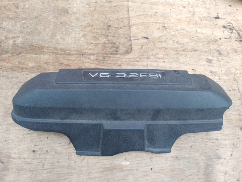 Накладка декоративная на двигатель на Audi Allroad A6 C6 / Ауди Олрод Алроад А6 С6 2006-2012г