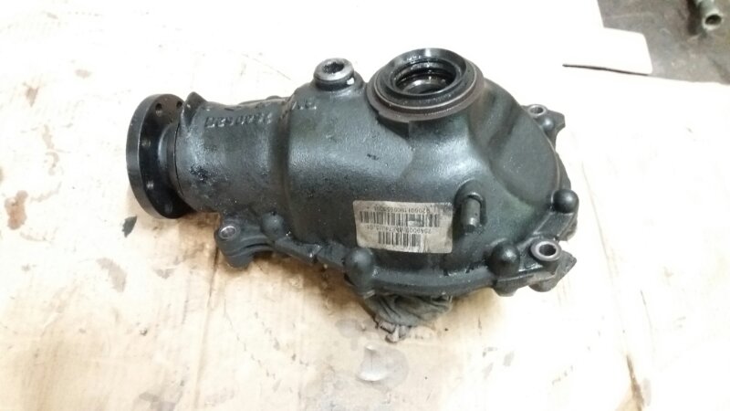 Редуктор переднего моста M54 2.5 АКПП на BMW X3 E83 / BMW Х3 Е83 2004-2010г.\nОригинал.\nПередаточное число 3.91\n2.5 M54 I=43:11=3.91 OEM 31507523651\nПробег 106 000 км по Японии. Без пробега по РФ.\nВ отличном состоянии. Рабочий. Без дефектов. Гарантия!
