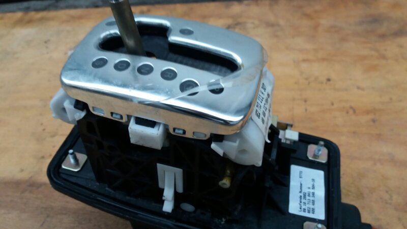 Кулиса АКПП КПП  на Audi A4 B6 / Ауди А4 Б6 2000-2004г. Оригинал.
