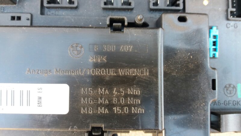 Блок предохранителей реле M54 на БМВ X5 E53 / BMW Х5 Е53 2000-2007г. \nОригинал.\nРабочий. С реле как на фото.\nКонтрактная запчасть из Японии. Без пробега по РФ. Отправим в регионы ТК.