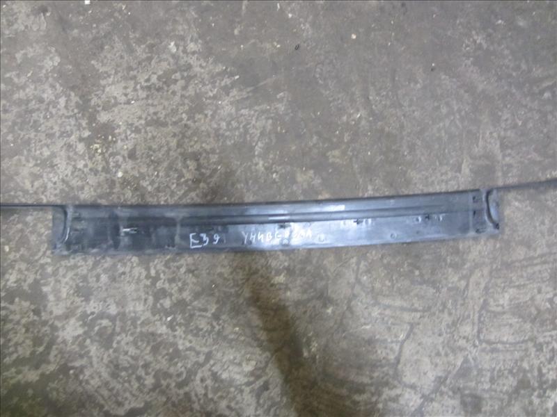 Водосток двери багажника 51718220945, С аукциона Японии. BMW 5 E39 рестайлинг M54 2.5 ТУ AT бензин седан 2000-2003г. Контрактная запчасть, авто без пробега по РФ., отличное