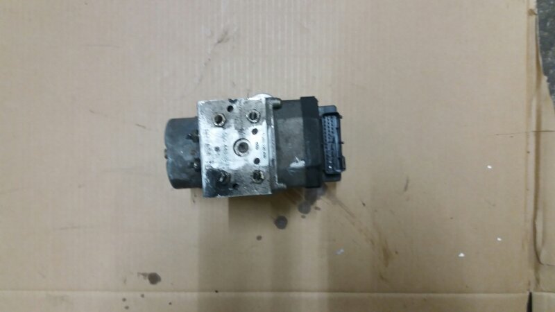 Блок ABS насос M111 2.3 на Mercedes Benz Vito W638 / Мерседес Вито 638 1996-2003г.\nОригинал.\nВ отличном состоянии. Рабочий.\nСнят с японского распила. Проверен перед снятием.\nПрбег 80 тыс км по Японии. Без пробега по РФ.\nДвигатель двс M111 111.980 / М
