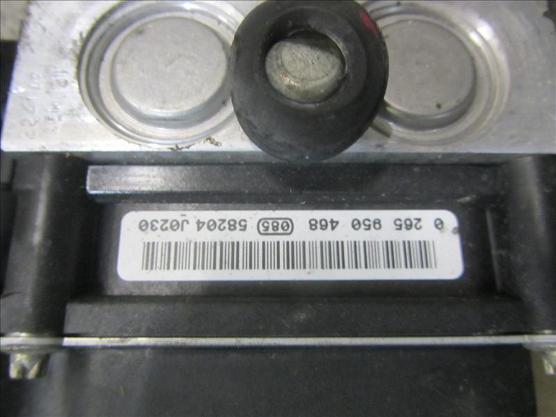 Блок ABS ESP (насос) ALT 2.0, С автомобиля Audi A4 B7 2.0 ALT AT 2005г седан вариатор 2WD (передний привод) седан цвет синий. Контрактная запчасть из Японии. Пробег 111 000 км. Без пробега по РФ., отличное