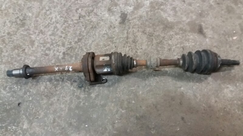 Полуось привод передняя правая на Toyota Harrier II / Тойота Харриер 2 2003-2009г / Camry Камри.