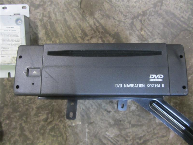 Проигрыватель CD DVD навигация navigation system Alpine, С аукциона Японии. BMW 5 E39 рестайлинг M54 2.5 ТУ AT бензин седан 2000-2003г. Контрактная запчасть, авто без пробега по РФ., отличное
