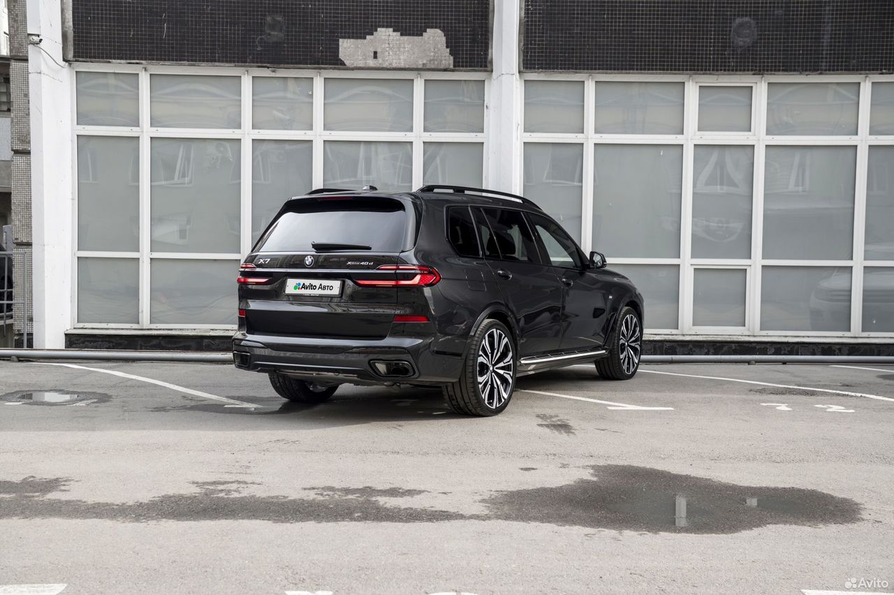 BMW X7 3.0 AT, 2025, 4 341 км
