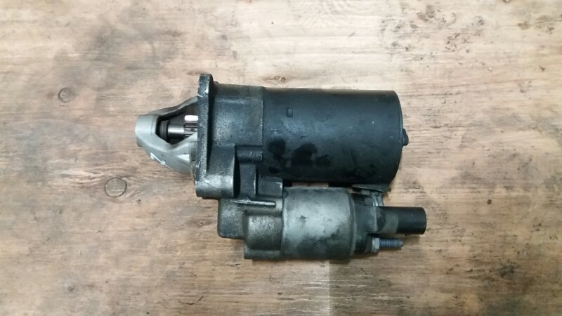 Стартер 1.8 Turbo BFB бензин на Audi A4 B7 / Ауди А4 Б7 2005-2007г.\nОригинал.\nВ отличном состоянии. Рабочий.\nПробег 69000 км по Японии. Без пробега по РФ. \nКонтрактная запчасть из Японии. Гарантия на проверку. Отправим в регионы ТК.