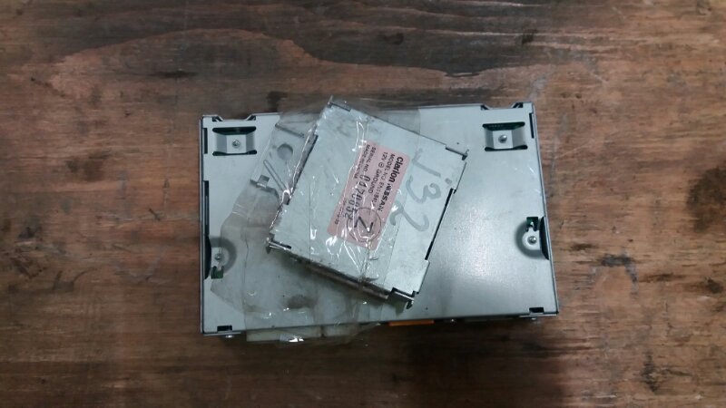 Электронный блок управления TV Tuner / ТВ тюнера на Nissan Teana J32 / Ниссан теана 32 2008-2013г.\nОригинал.\nВ отличном состоянии. Рабочий.\nКонтрактная запчасть из Японии. Отправим в регионы ТК.