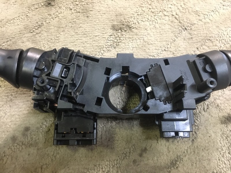 Переключатель подрулевой на Toyota Camry XV40 V40 / Тойота Камри 40 2006-2011г