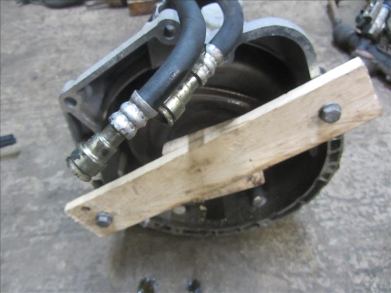 АКПП 6HP19 N45 1.6 116i бензин BMW 1 E87 E81 1.6 N45 AT 2005г хэтчбек черный. \nКонтрактная запчасть.\nАвтомобиль с аукциона Японии.\nПробег 74000 км по Японии. \nОтличное состояние.\nПрименимость: \nBMW 1-Series E87 E81 1 поколение 2004 - 2011 г