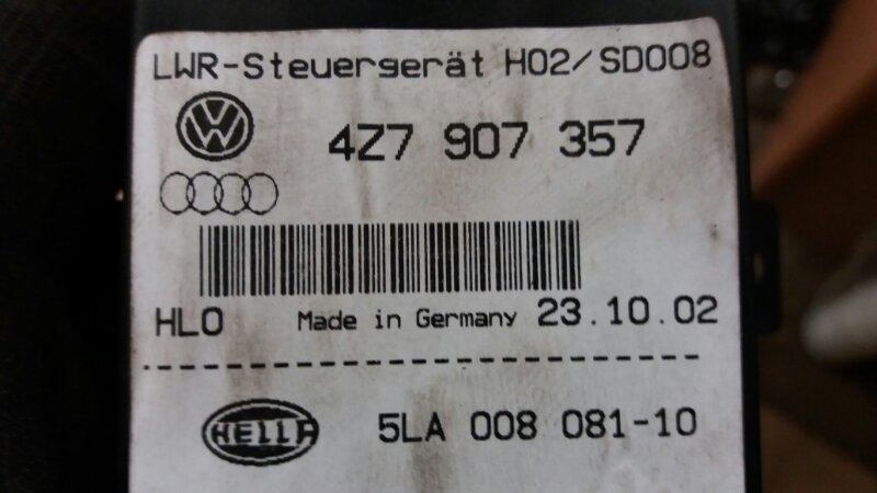 Блок электронный управления корректор светом фар xenon LWR на Audi A4 B6 / Ауди А4 Б6 2000-2004г.\nРабочий.\nКонтрактная запчасть из Японии. Гарантия на проверку. Отправим в регионы ТК.\nHella 5LA008081 10, 5LA008081-10, 5LA00808110