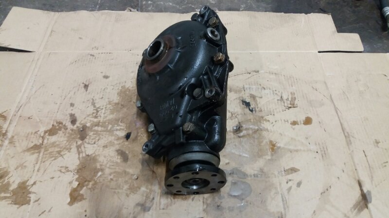 Редуктор переднего моста M54 2.5 АКПП на BMW X3 E83 / BMW Х3 Е83 2004-2010г.\nОригинал.\nПередаточное число 3.91\n2.5 M54 I=43:11=3.91 OEM 31507523651\nПробег 106 000 км по Японии. Без пробега по РФ.\nВ отличном состоянии. Рабочий. Без дефектов. Гарантия!