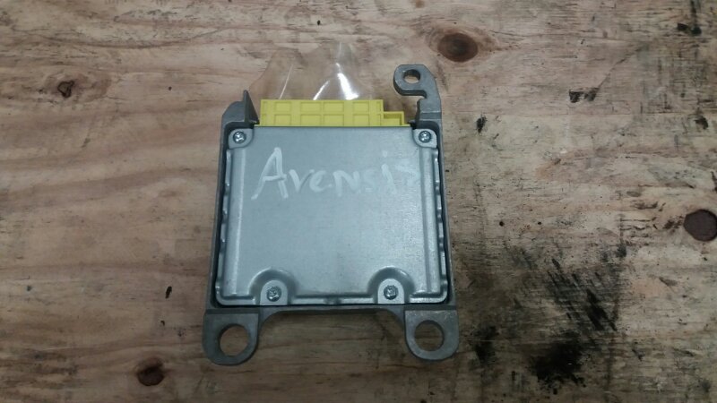 Блок управления AIR BAG на Toyota Avensis II AZT250 T250 / Тойота Авенсис 2 Т250 250 2003-2008г Оригинал. В отличном состоянии. Без дефектов. Контрактная запчасть из Японии. Без пробега по РФ. Отправим в регионы ТК.