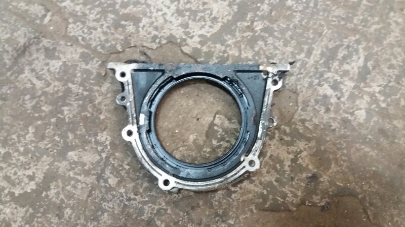 Крышка коленвала задняя QG18 QG18DE 1.8 бензин Nissan Primera P12 P12E 2002-2007г / Ниссан Примера Премьера Р12 Р12Е.\nОригинал.\nВ отличном состоянии. Без дефектов. Отправим в регионы ТК.