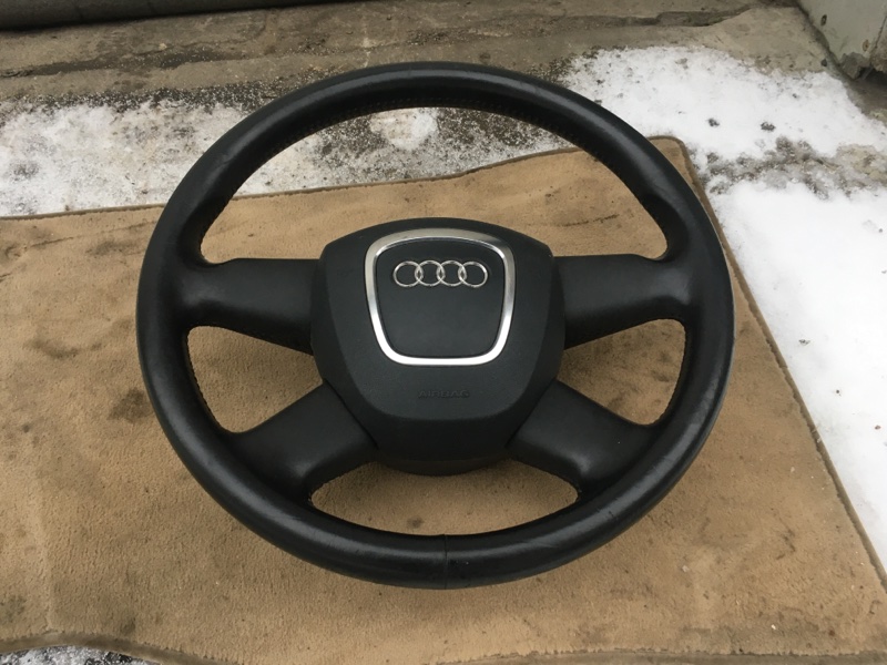 Рулевое колесо руль на Audi A4 B7 / Ауди А4 Б7 2005-2007г.\nОригинал.\nВ отличном состоянии.\nКонтрактная запчасть из Японии. Без пробега по РФ.\nОтправим в регионы ТК.