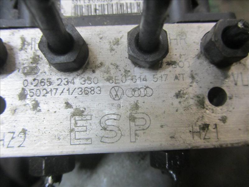 Блок ABS ESP (насос) ALT 2.0, С автомобиля Audi A4 B7 2.0 ALT AT 2005г седан вариатор 2WD (передний привод) седан цвет синий. Контрактная запчасть из Японии. Пробег 111 000 км. Без пробега по РФ., отличное