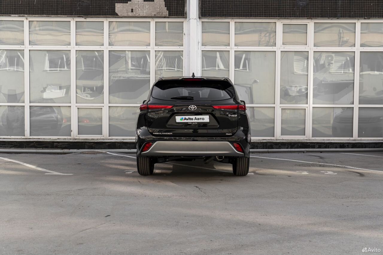 Toyota Highlander 2.0 AT, 2025, 50 км