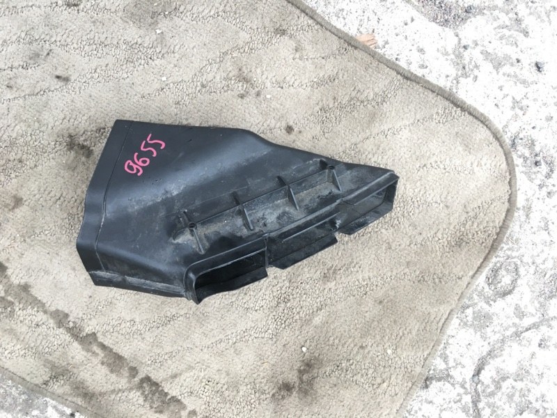 Воздуховод  на Audi Allroad A6 C6 / Ауди Олрод Алроад А6 С6 2006-2012г
