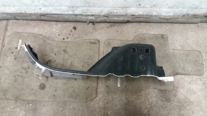 Обшивка накладка багажника салона задняя правая на Lexus RX II RX300 RX330 RX350 2003-2009г / Toyota Harrier 2 Лексус РХ 300 330 350 400 Тойота Харриер.\nОригинал.\nВ отличном состоянии. Без дефектов.\nКонтрактная запчасть. Без пробега по РФ. Отправим в р