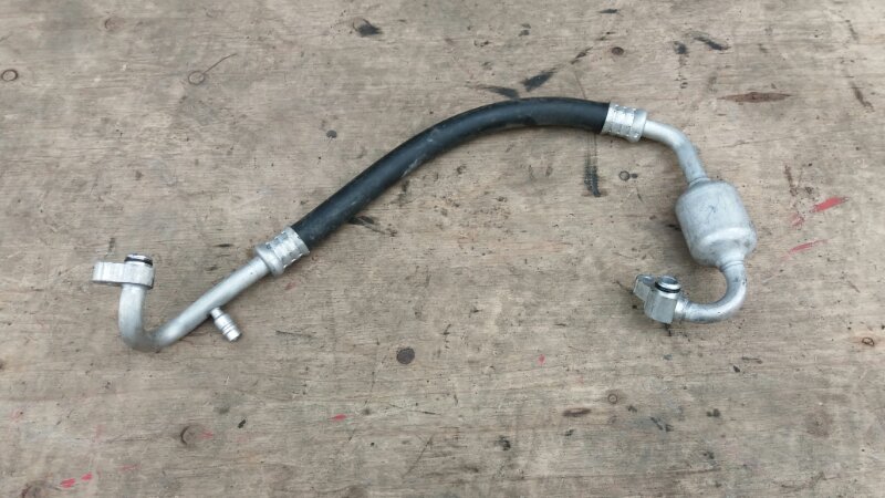 Трубка кондиционера правая часть на Toyota Camry V40/Тойота Камри В40 2006-2011г \nОригинал. В отличном состоянии. Без дефектов.\nКонтрактная запчасть с аукциона Японии.\nГарантия на установку и проверку. \nОтправим в регионы ТК