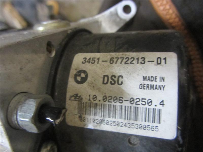 Блок ABS DSC (насос) 34526772214, Автомобиль с аукциона Японии. BMW 1 E87 E81 1.6 N45 AT 2005г хэтчбек черный. Пробег 74000 км. Контрактная запчасть, авто без пробега по РФ., отличное