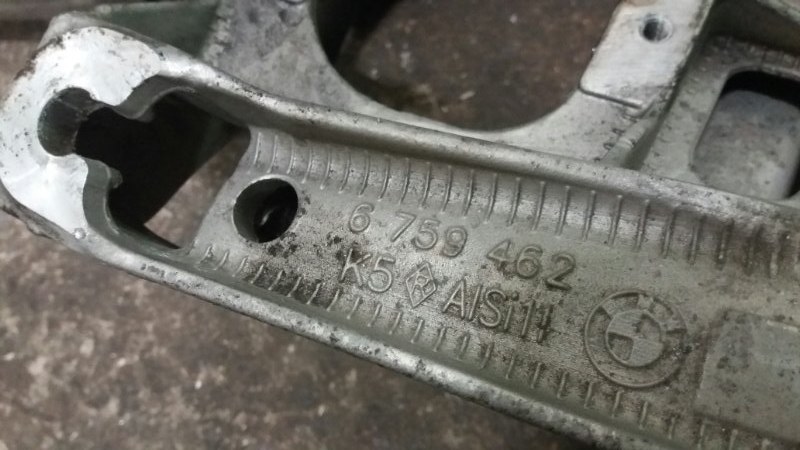 Балка передняя подрамник БМВ Е60 Е61 / BMW 5 Е60 Е61 2003-2009г. \nОригинал.\nВ отличном состоянии. Без дефектов.\nКонтрактная запчасть из Японии. Отправим в регионы ТК.
