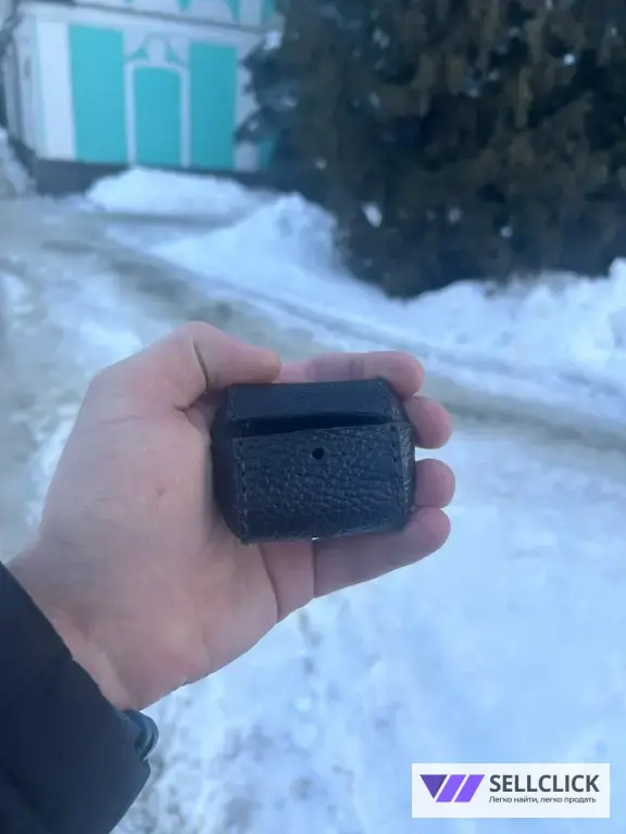 Чезол для наушников AirPods