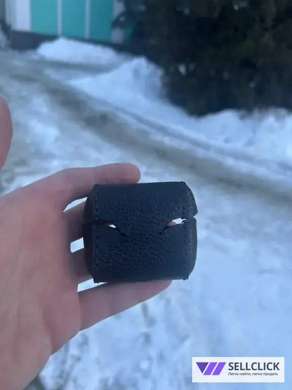 Чезол для наушников AirPods