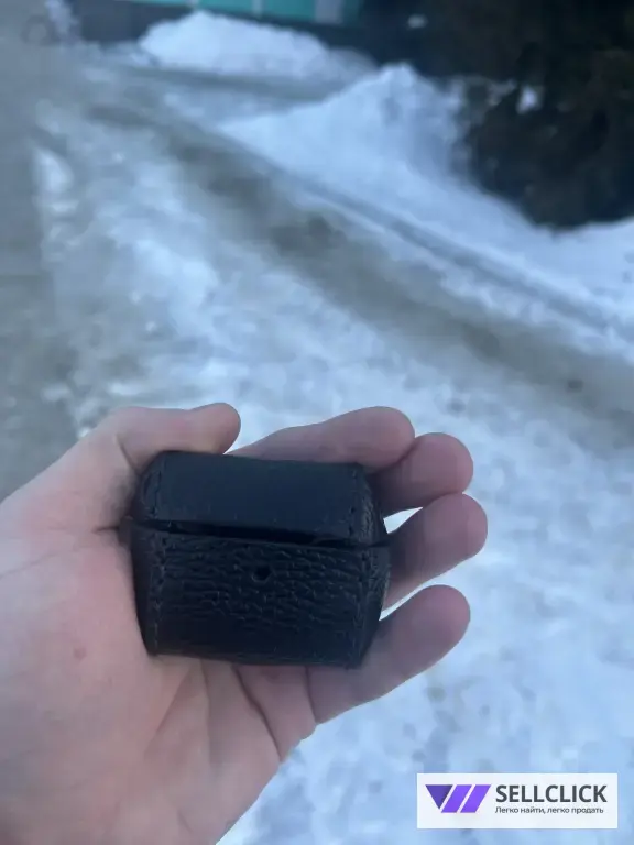 Чезол для наушников AirPods