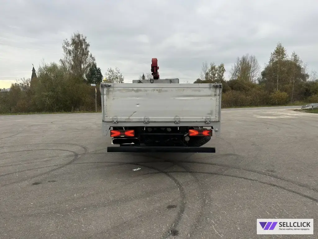 Бортовой грузовик Nissan Diesel с КМУ UNIC, 2003
