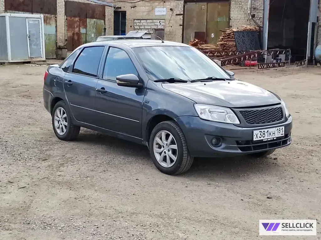 LADA (ВАЗ) Granta 1.6 Механическая, 2014, 186323 км