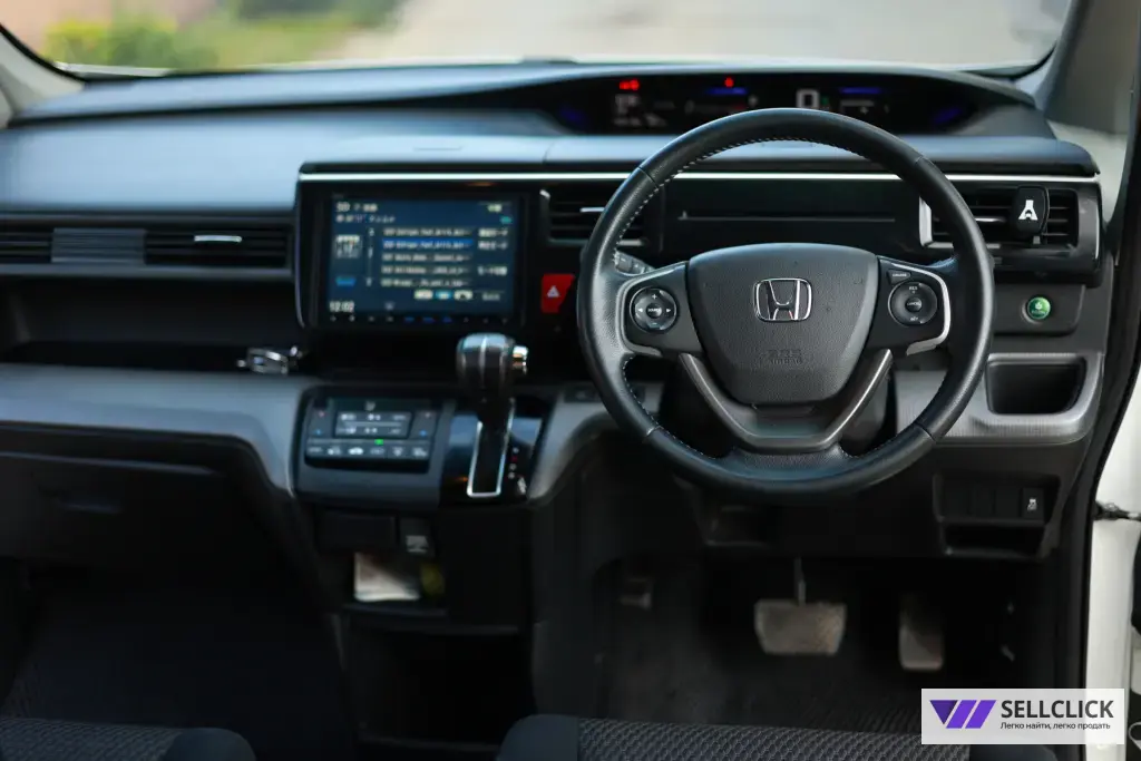 Honda Stepwgn 1.5 Вариатор, 2015, 146000 км