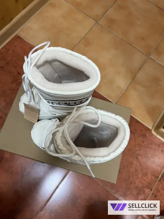 Луноходы Moon boot 36, 40 / Зимние сапоги белые
