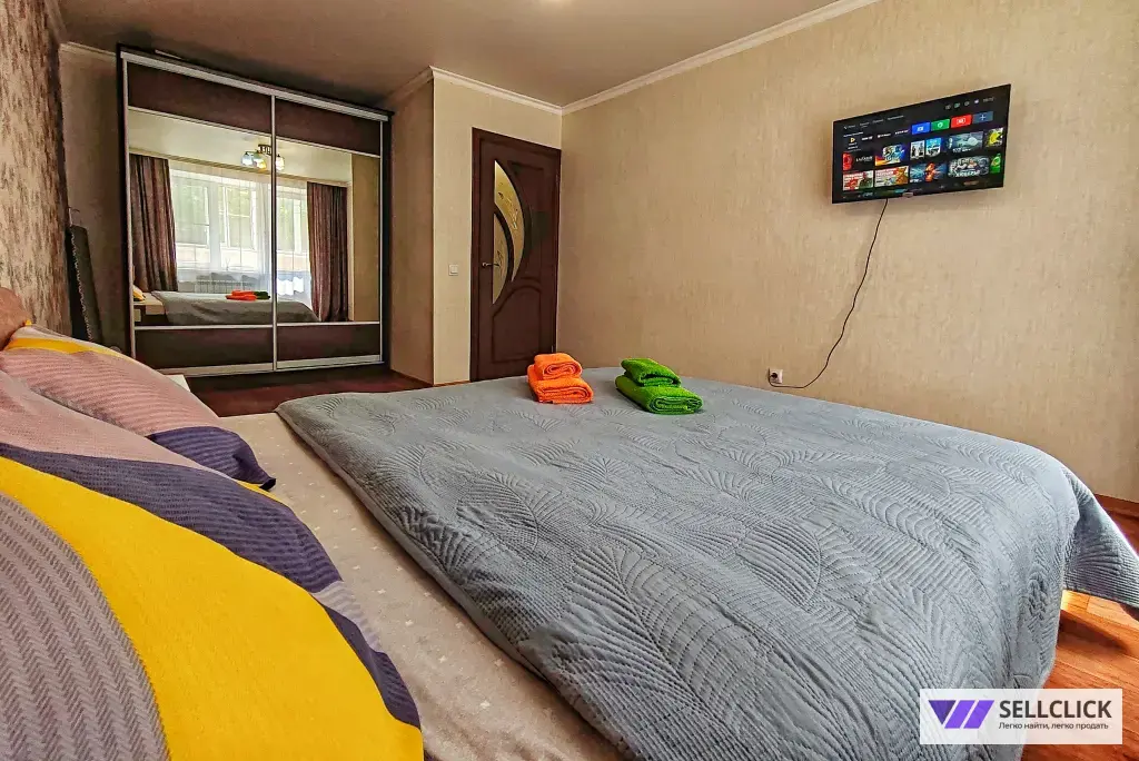 однушка возле онкоцентра на Октябрьской