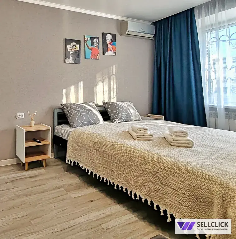 Однушка на Мира с парящей кроватью