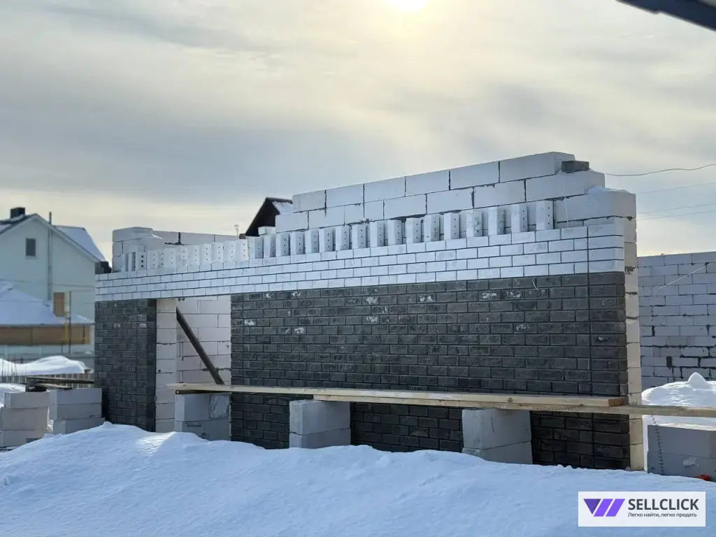 каменщик ,кровельщик