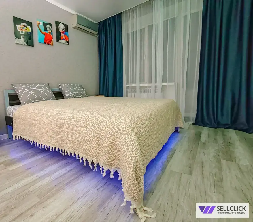 Однушка на Мира с парящей кроватью