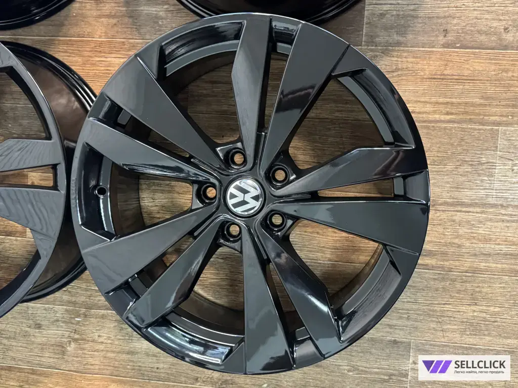Оригинальные диски R-18 Volkswagen