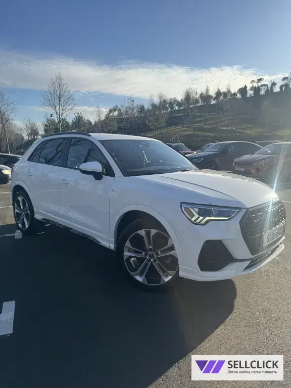 Audi Q3 2.0 Автомат, 2022, 43150 км