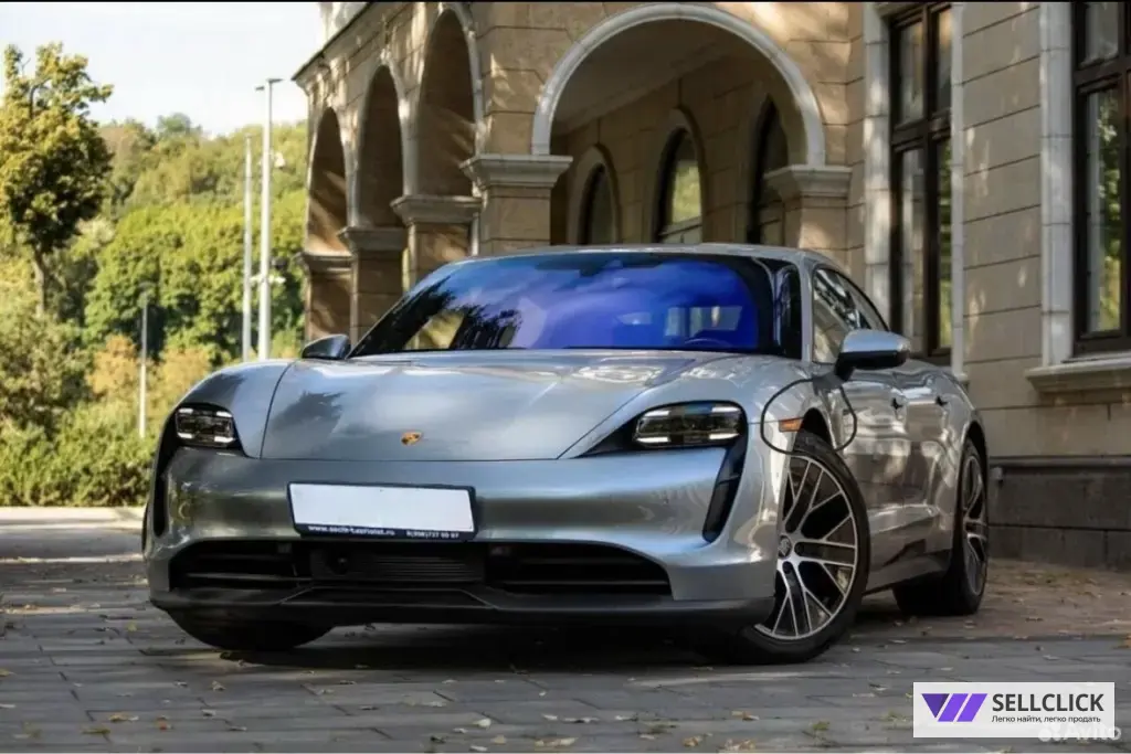 Аренда/Прокат Porsche Taycan