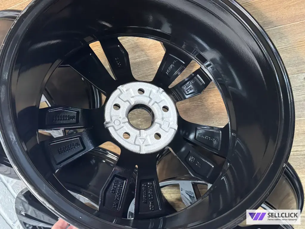 Оригинальные диски R-18 Volkswagen