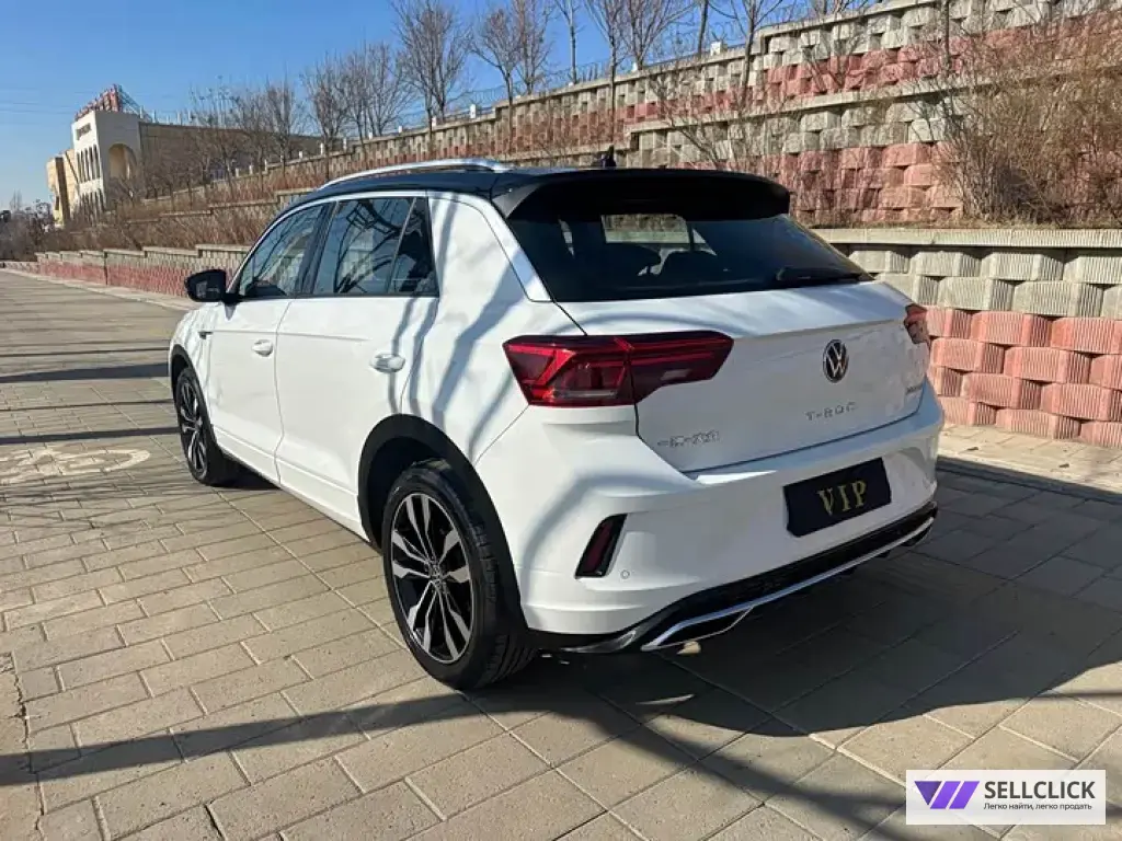 Volkswagen T-Roc 1.4 Робот, 2022, 31105 км