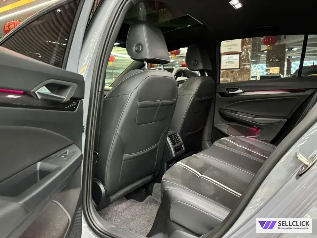 Volkswagen Golf 1.4 Робот, 2021, 39313 км