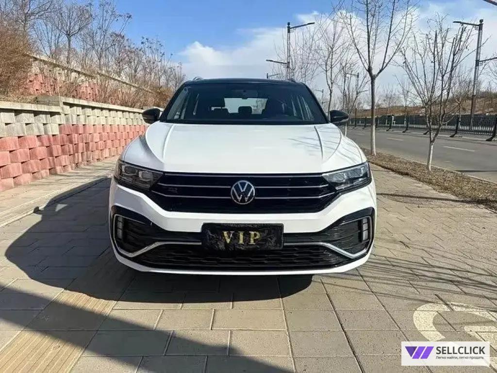 Volkswagen T-Roc 1.4 Робот, 2022, 31105 км