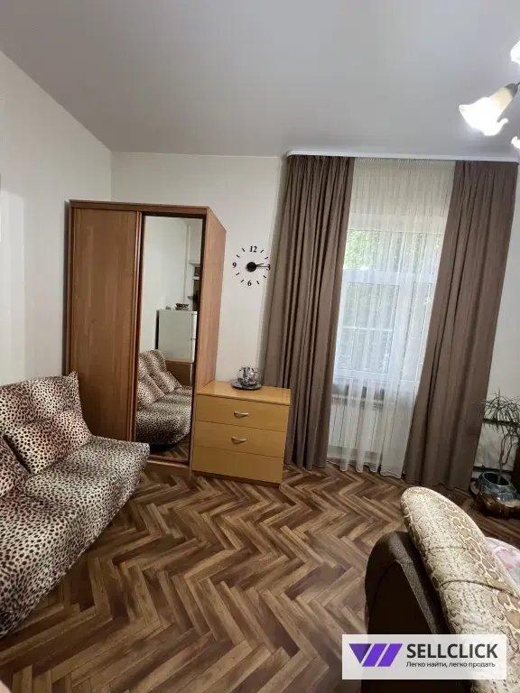 КОМНАТА