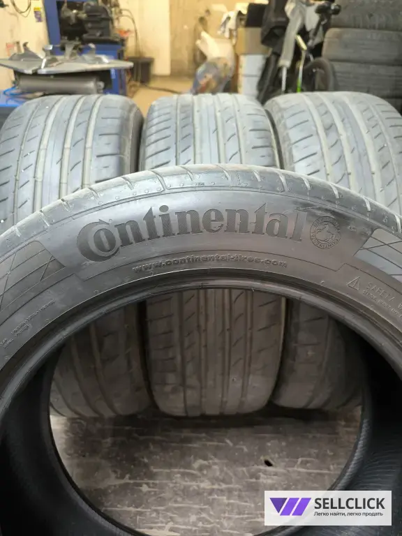 235/55/19 continental