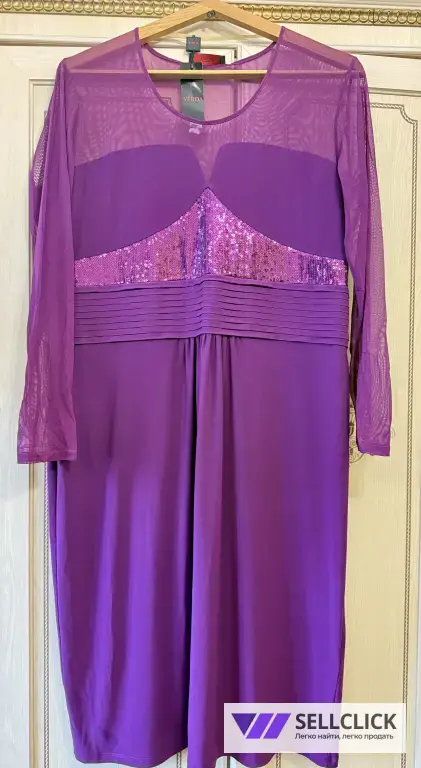 Платья нарядные, новые на 54 и 56 размеры