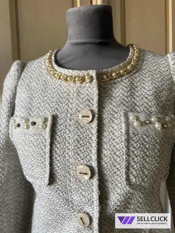 Костюм в стиле Шанель, укороченый жакет с мини-юбкой, твидовый